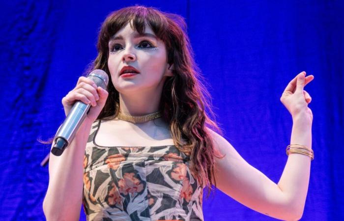 Lauren Mayberry di Chvrches annuncia il tour da headliner nel Regno Unito del 2025