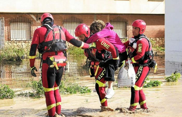 Alluvioni mostruose in Spagna: il bilancio delle vittime sale a 205, dispiegati rinforzi militari