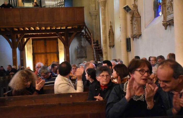 Conosciuto in tutto il mondo, questo musicista ha inaugurato questo nuovo organo nel Calvados