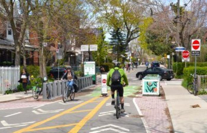 L'ONTARIO PROGETTA LA RIMUOVERE LE PISTE CICLABILI NEL CENTRO DI TORONTO