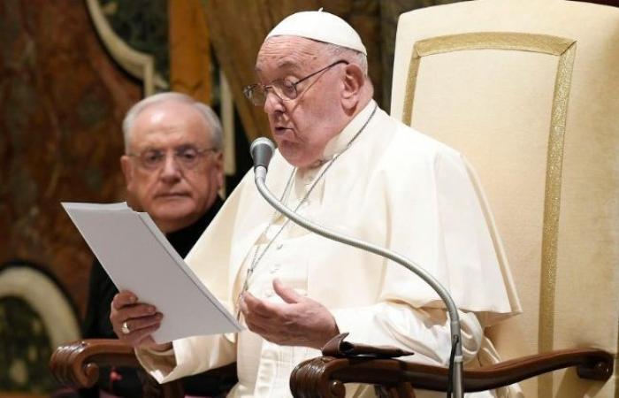 Il Papa ai media vaticani: ‘Verità, giustizia, pace’