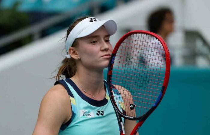 WTA Finals > Rybakina mette le cose in chiaro sul suo rapporto con il suo ex allenatore: “So che circolano molte voci”