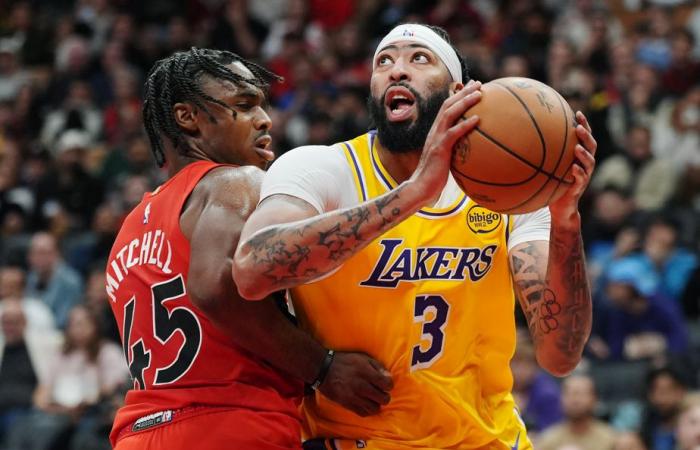 I Los Angeles Lakers hanno sconfitto i Raptors 131-125