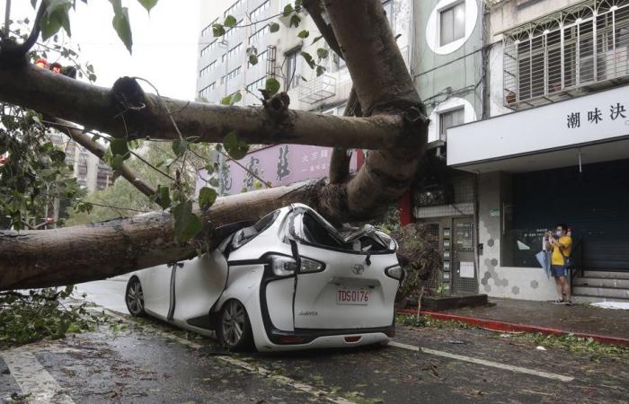 Taiwan | Due morti e 580 feriti dopo il tifone Kong-rey