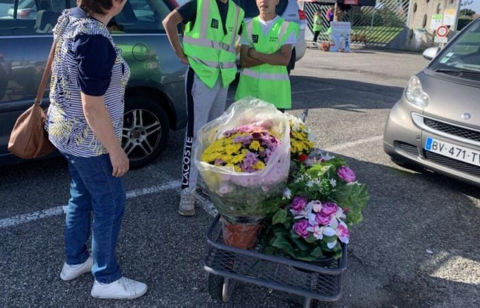 “Questi giovani sono molto gentili”: gli adolescenti portano vasi di fiori al cimitero di Romans-sur-Isère