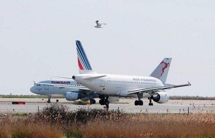 Francia: a causa delle battute d'arresto del paese, i prezzi di Air France stanno esplodendo, che ne pensi di Tunisair, Air Algérie, RAM?