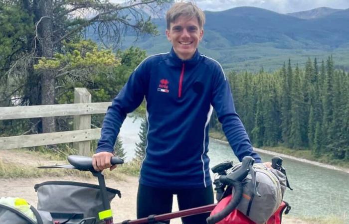 Attraversando il Canada in bicicletta: un francese nato ad Halifax torna 23 anni dopo per scoprire il suo paese natale