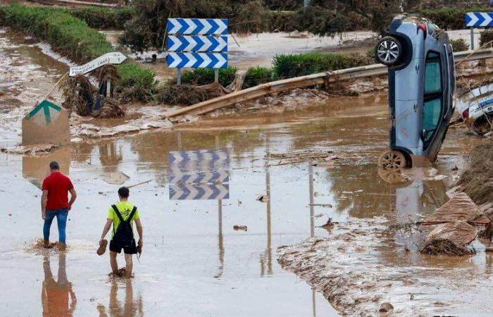 Alluvioni mortali in Spagna: sale a 205 il bilancio provvisorio delle vittime, mentre molte persone risultano ancora disperse