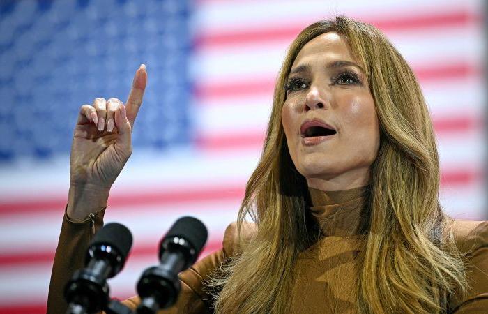 Jennifer Lopez afferma che “tutti i latinoamericani di questo paese” sono offesi dal raduno di Trump al Madison Square Garden