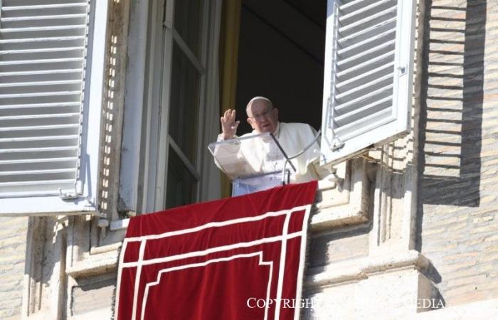 Il Papa: I santi, testimoni di cammini di luce possibili anche per noi