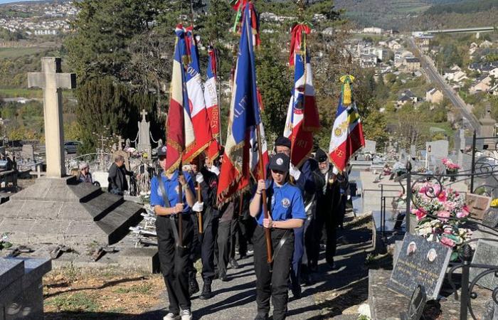 Commemorati i cinquantasei morti per la Francia sepolti nel cimitero di Mendois Séjalan 1