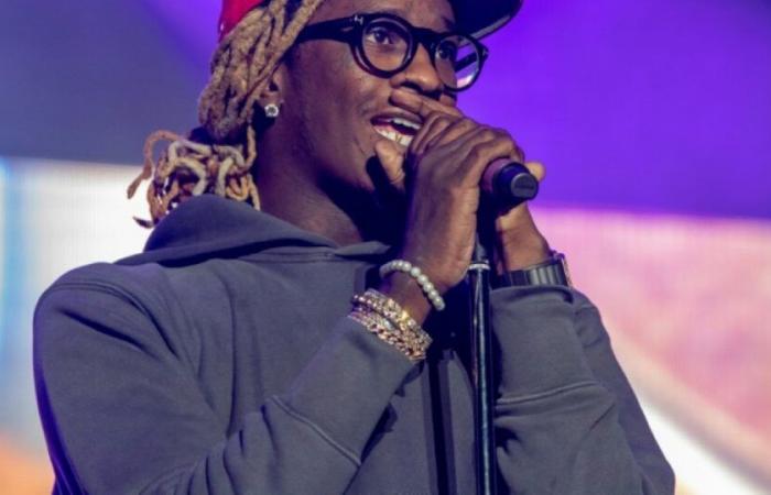 Il rapper americano Young Thug è stato rilasciato dopo aver ammesso il suo coinvolgimento in una banda: Notizie