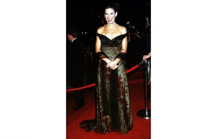 Galleria della trasformazione di Sandra Bullock: foto prima e dopo