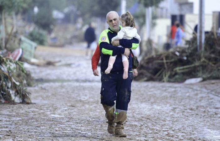 Alluvioni in Spagna: 158 morti, con ancora “decine e decine di dispersi”