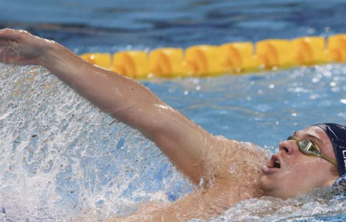 Nuoto. Léon Marchand batte il record del mondo dei 200 metri misti in vasca corta