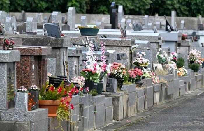 DECRITTO. Quanto costa la morte in Francia? Spese obbligatorie, contratti funebri, sostegni… abbiamo decifrato il business dei funerali