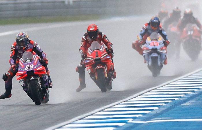 Moto GP: di fronte alle alluvioni mortali che hanno colpito la città, annullato il Gran Premio di Valencia