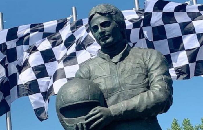 Ricompensa di 12.000 dollari per aver ritrovato la statua di Gilles Villeneuve