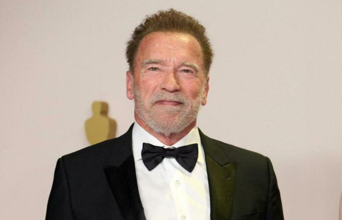 Arnold Schwarzenegger invita a votare per Kamala Harris