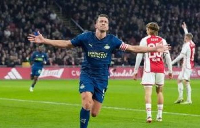 PSV – Tutto su | PSV e Ajax si bilanciano esattamente prima della 166esima partita ufficiale