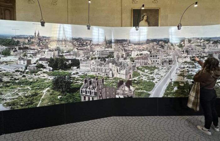 Ultimo giorno per godersi un panorama coinvolgente della Caen del dopoguerra presso il municipio