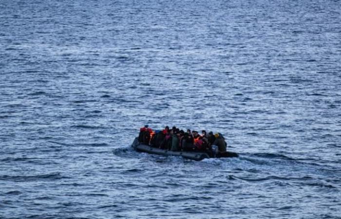 39 migranti salvati su una barca al largo di Sangatte