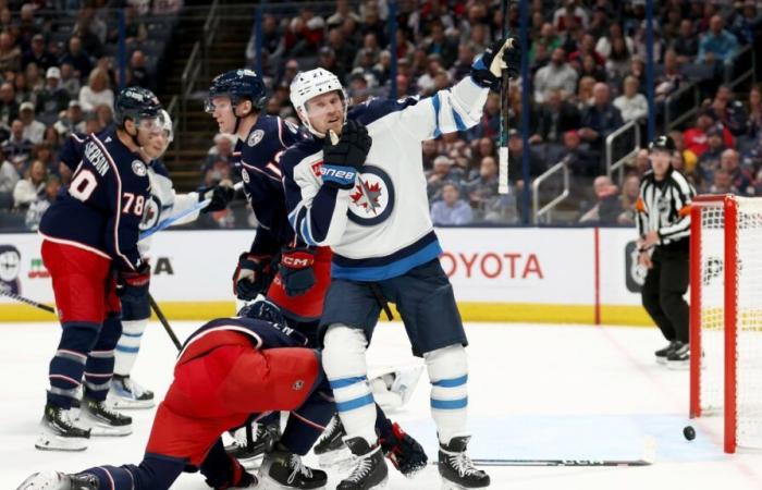 NHL: Tanto di cappello a Nikolaj Ehlers