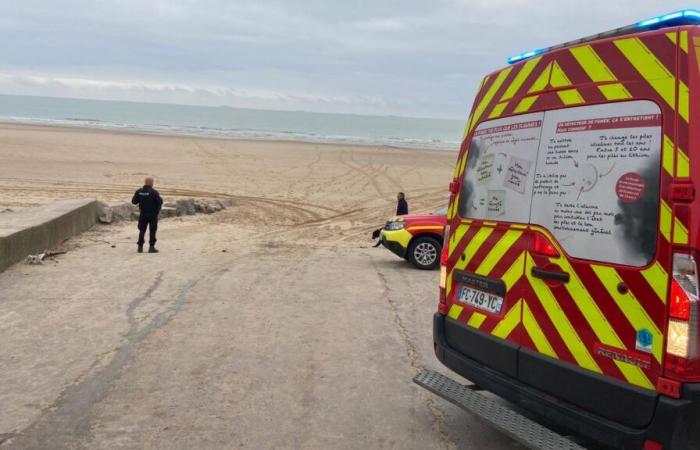 Un corpo ritrovato sulla spiaggia di Sangatte