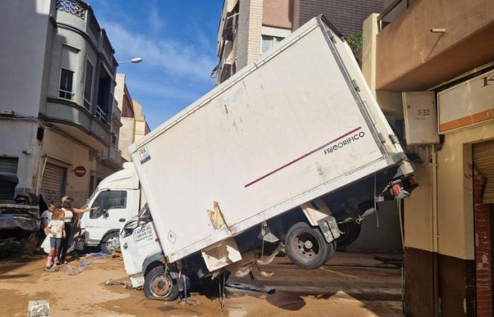 Alluvioni in Spagna – “Ci sono corpi che non verranno mai ritrovati. Lo sappiamo”: i membri della penya usapista di Valencia raccontano le loro ultime ore nel caos