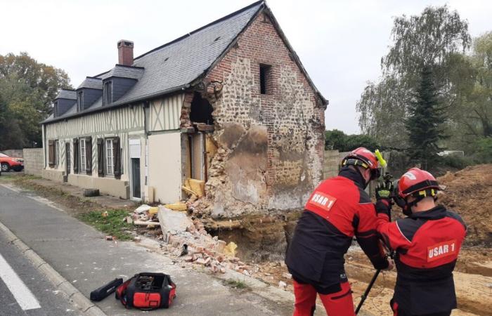 Vicino a Deauville crolla il timpano di una casa