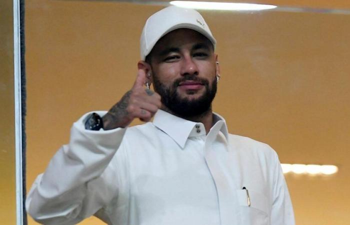 “Neymar arriva al Santos. A giugno”, l'annuncio sorprendente di un dirigente del club brasiliano