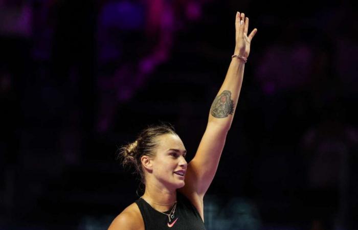 WTA Masters: Sabalenka cura il suo ingresso battendo Zheng in due set