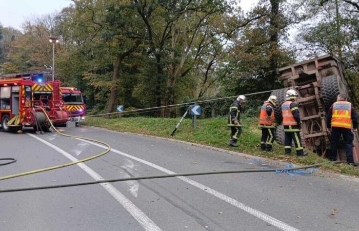 Un trattore cade da 8 metri nel Canale della Manica, il conducente rimane gravemente ferito