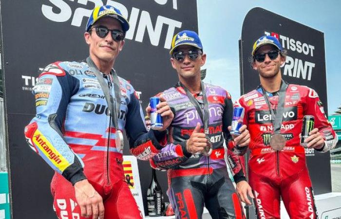 MotoGP, domanda da un milione di euro: perché Enea Bastianini non ha intenzione di aiutare Bagnaia e anzi ottimi motivi per non farlo?