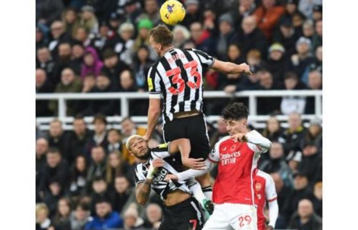 Partita in diretta tra Arsenal e Newcastle (0-0) nel 10° turno della Premier League inglese