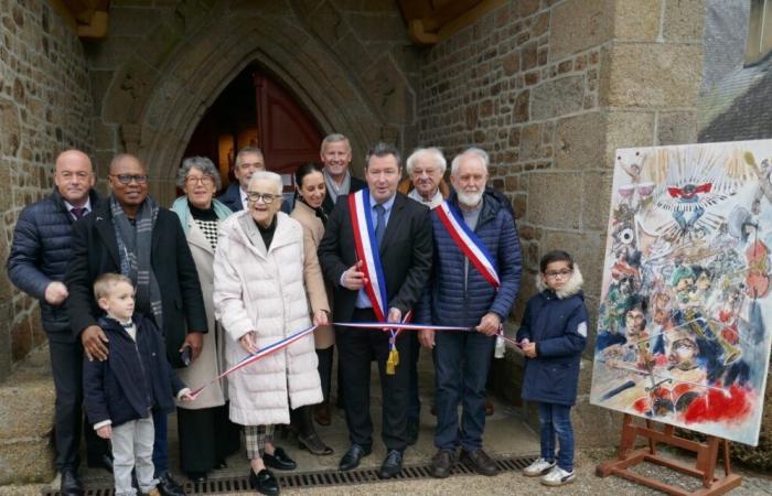 Un ministro presente alla riapertura della chiesa in questo piccolo comune dell'Ille-et-Vilaine