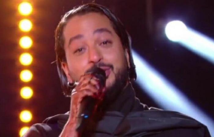 in lacrime, Slimane vince un NRJ Music Awards pochi giorni dopo essere stato preso di mira da una denuncia per molestie sessuali