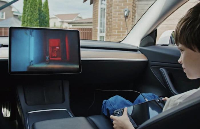 Il progetto completamente folle che vuole migliorare le Tesla grazie ad un box e ad Android