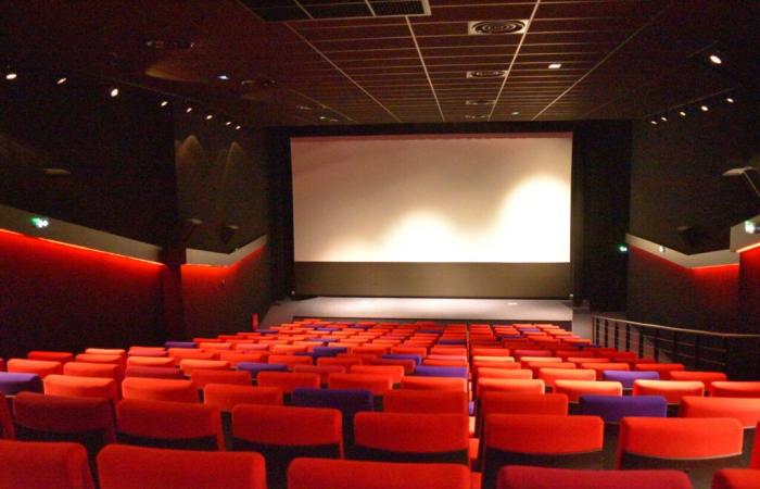 Quale cinema vicino a Tolosa offre proiezioni per persone non udenti o con problemi di udito?