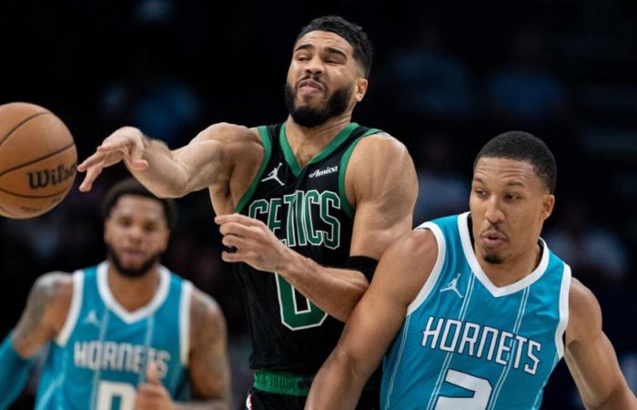 Grant Williams degli Hornets è stato espulso dopo aver affrontato l'ex compagno di squadra Jayson Tatum nella vittoria per 124-109 dei Celtics