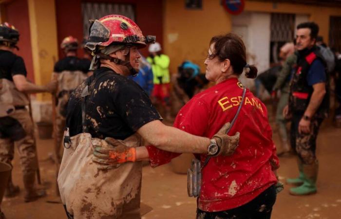 nuovo “allarme rosso” in Spagna, i residenti di Valencia chiedono di tornare a casa