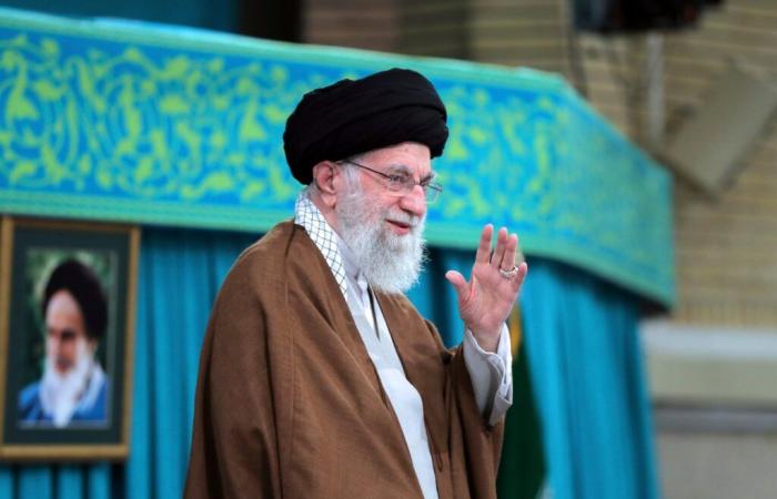 Khamenei avverte Israele e gli Stati Uniti di “risposta schiacciante” per le azioni contro l'Iran | Israele attacca Lebanon News