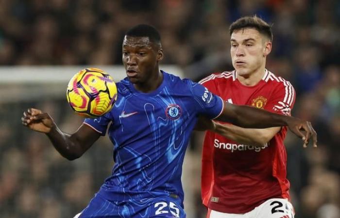 Il Chelsea, appeso sul prato del Manchester United, resta ai piedi del podio della Premier League