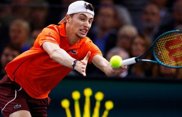 LIVE – Rolex Paris Masters: la finale si trasforma in un incubo per Humbert, messo alle strette nel secondo set