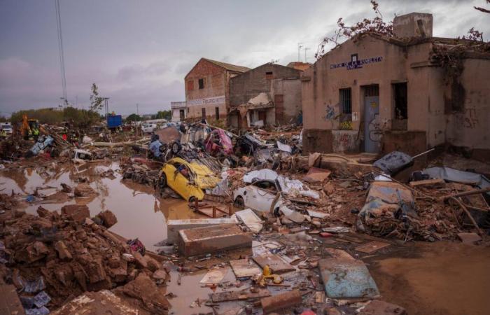 i residenti della regione di Valencia, ancora una volta in allerta rossa, hanno chiesto di tornare a casa