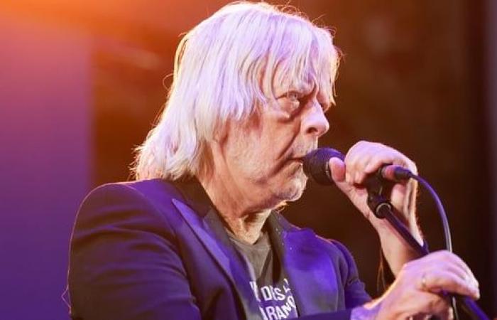 Renaud cancella diversi concerti del suo tour: cosa succede?