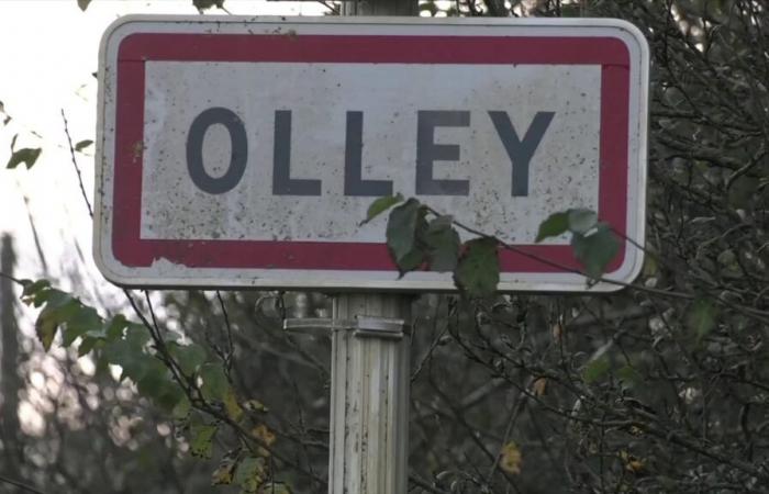 gli abitanti del villaggio di Olley adottano “Culs-brûlés” come loro gentile ufficiale