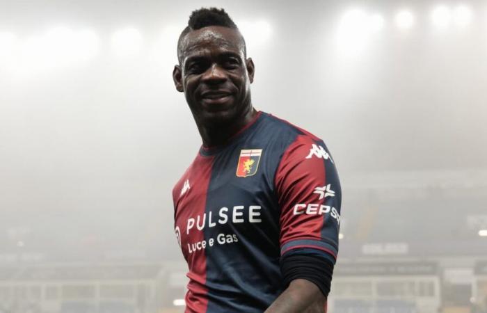 Balotelli si fa giallo in 7 minuti e finisce in mutande per il suo grande ritorno in Serie A