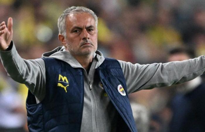 “Stiamo giocando contro un sistema”, la rabbia di Mourinho che fulmina contro il calcio turco