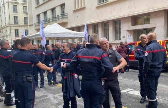 Metropoli di Lione: verso uno sciopero dei vigili del fuoco “oltre” la Festa delle Luci